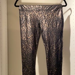 Spanx faux leather Leopard print EEUC Leggings